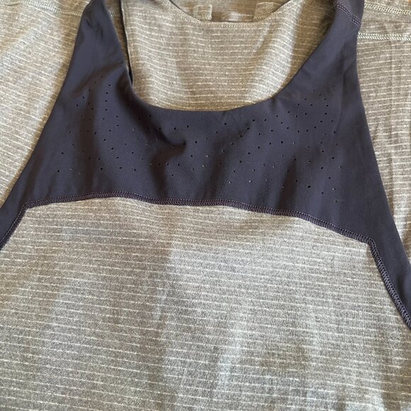 Lulu Lemon-  SIZE 4 - Racerback Tank - Open back - Loose Fit - Slate Gray/Grape - Picture 8 of 12